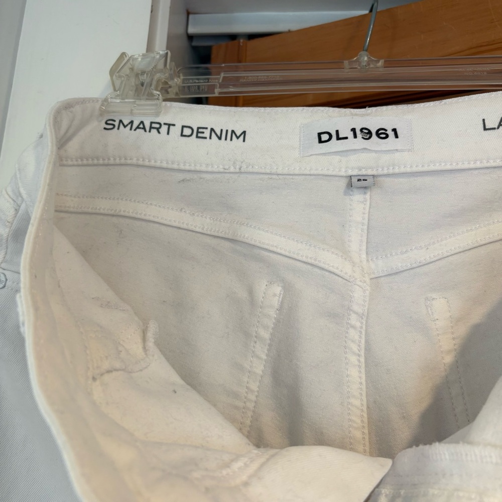 DL1961 Lara Cropped Flare White Jeans size 29 Denim Raw Hem Spring Summer - Picture 7 of 12
